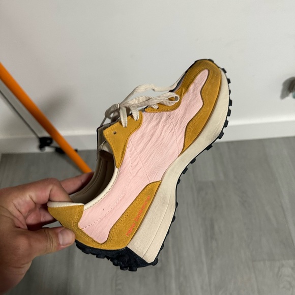 NEW BALANCE 327 "VINTAGE WORN PACK" - Picture 3 of 3